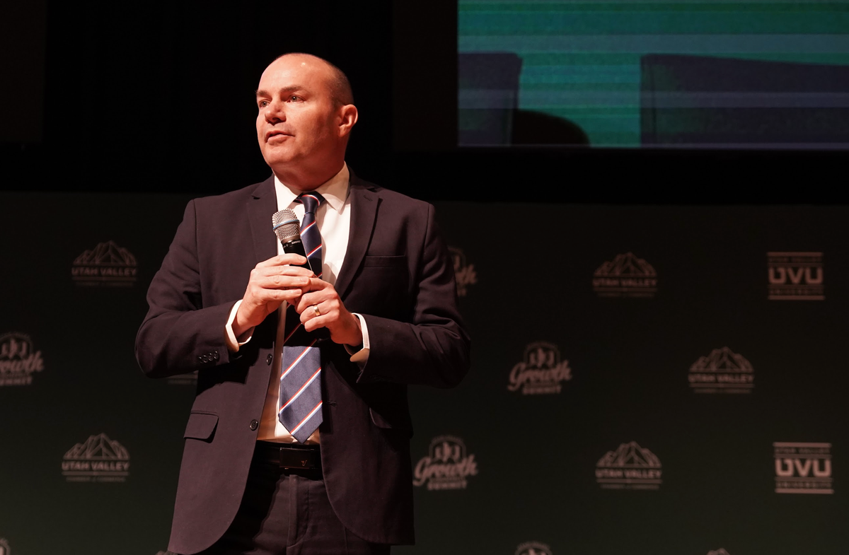 Senator Mike Lee Presents Housing Shortage Solution at UVU-hosted Growth & Prosperity Summit